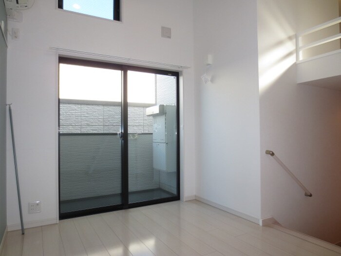 物件内観写真4　(居室)