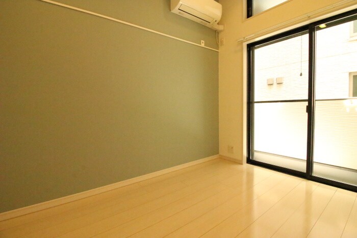 物件内観写真5　(居室)