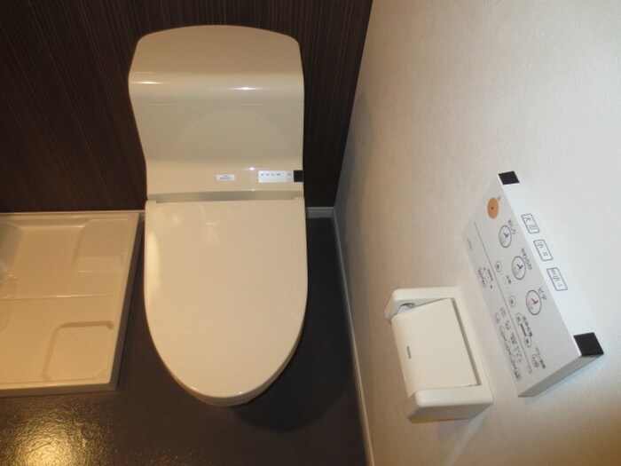 物件内観写真15　(トイレ)