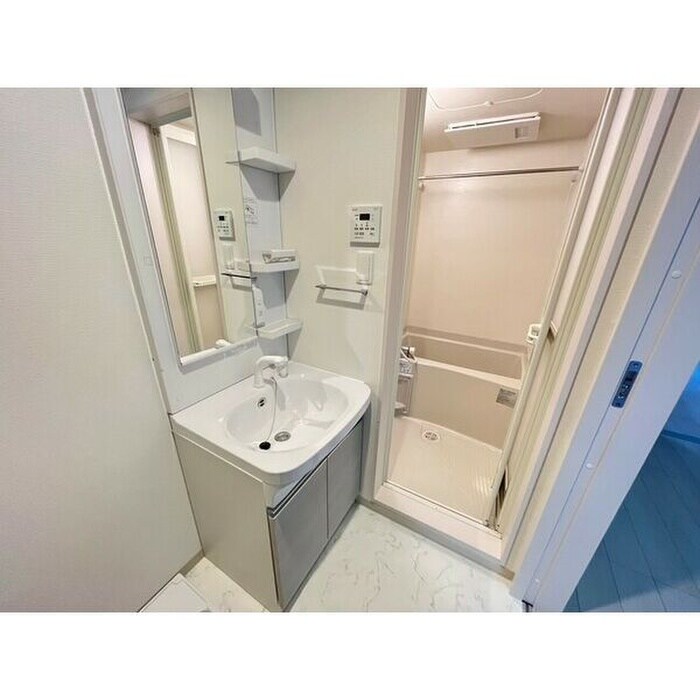 物件内観写真7　(洗面)