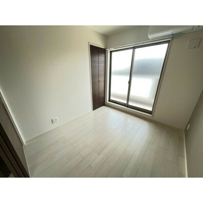 物件内観写真12　(居室)