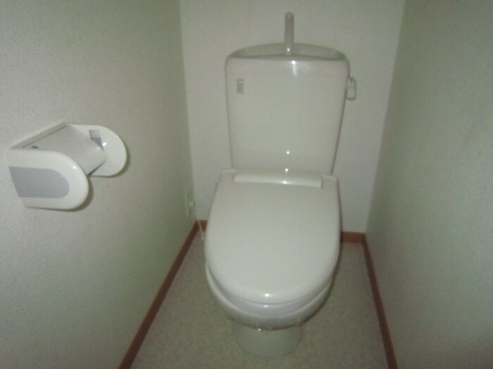 物件内観写真9　(トイレ)