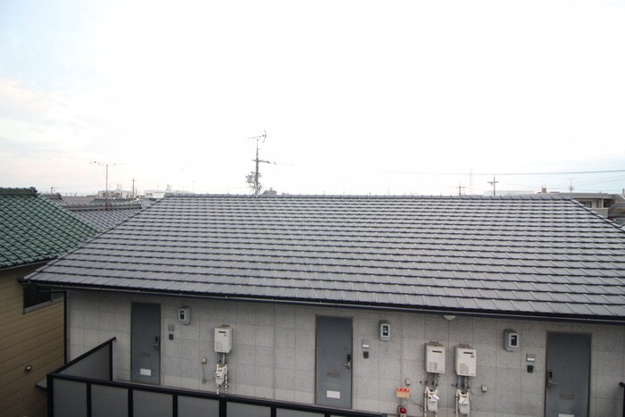 物件内観写真17　(室内からの展望)