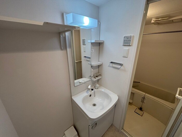 物件内観写真16　(洗面)