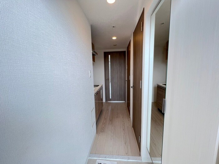 物件内観写真17　(廊下)