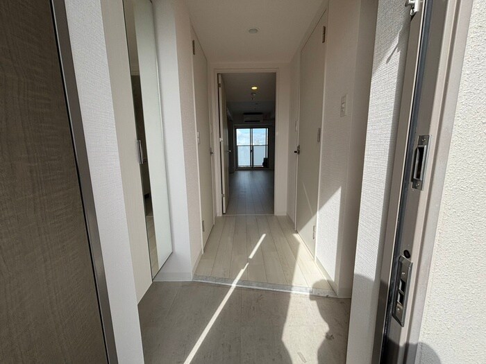 物件内観写真19　(玄関)