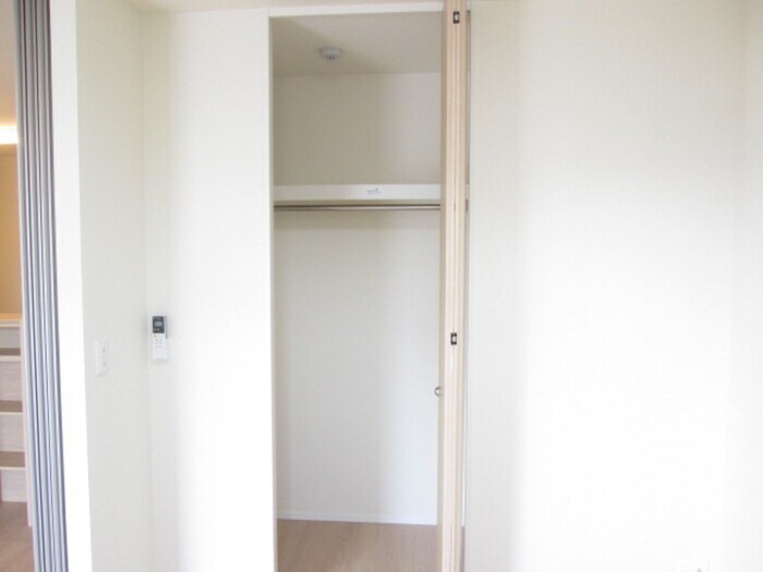 物件内観写真10　(収納)