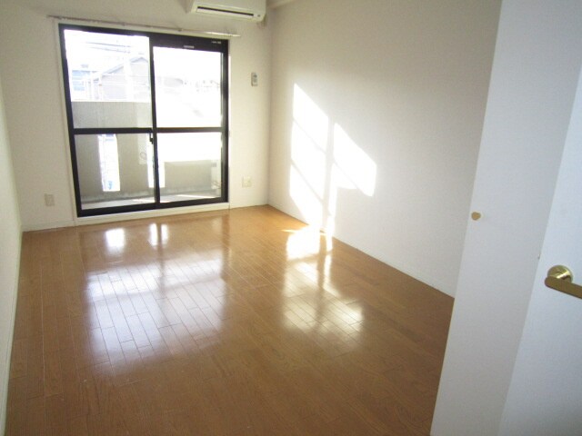 物件内観写真12　(居室)