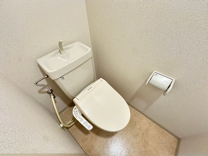 物件内観写真12　(トイレ)