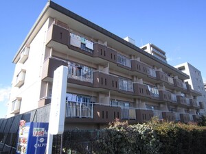 シャトレ元植田外観写真