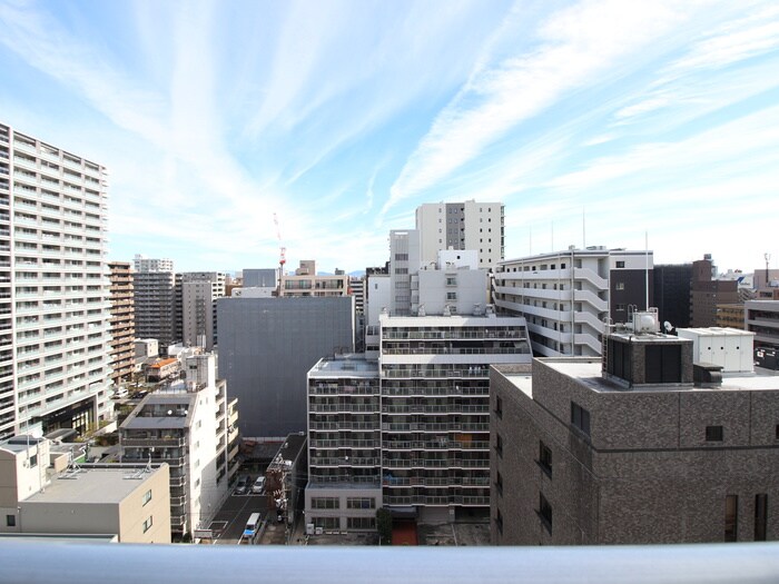 物件内観写真16　(室内からの展望)