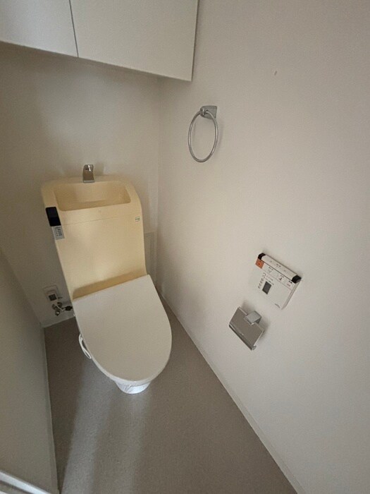 物件内観写真16　(トイレ)