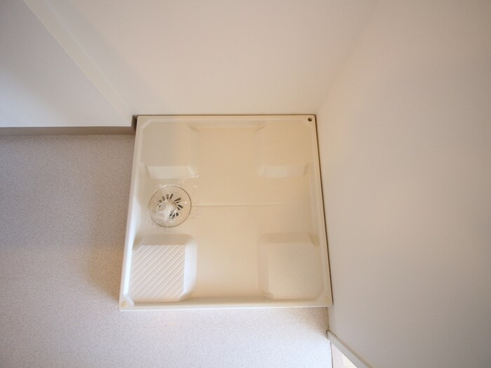 物件内観写真22　(洗濯機置場)