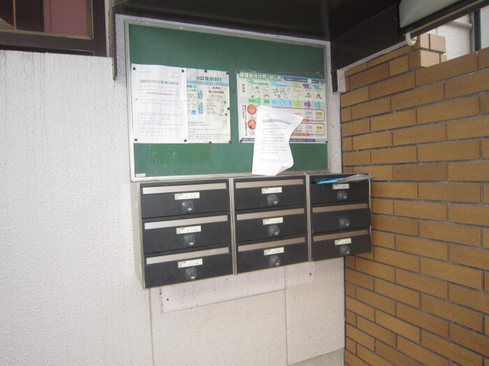 物件外観写真4　(建物設備)