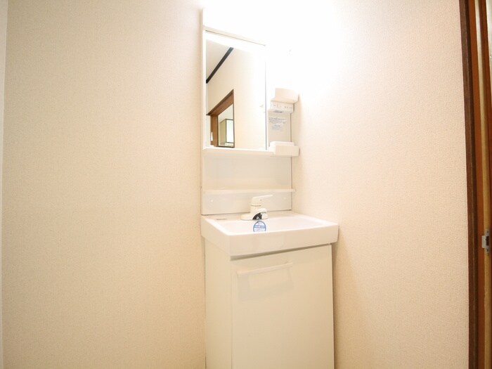 物件内観写真11　(洗面)