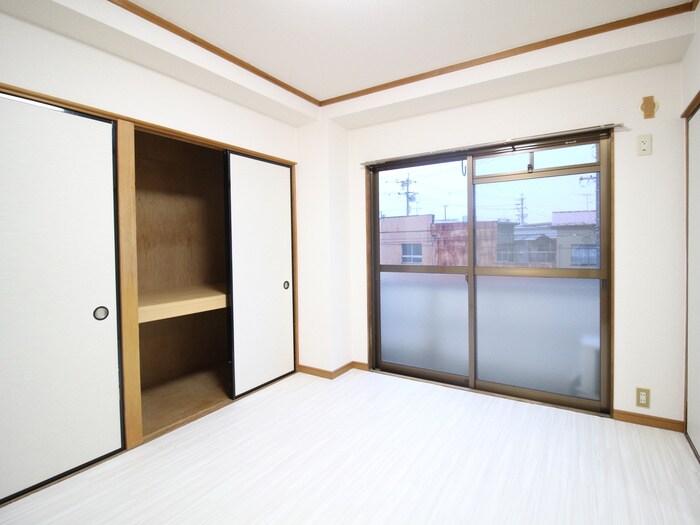 物件内観写真14　(居室)