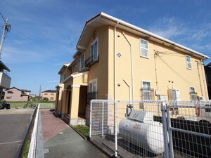 フレスクーラ―B外観写真