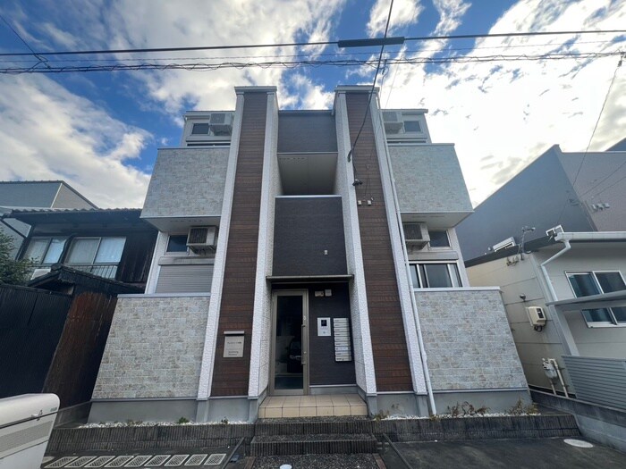 物件外観写真2　(外観写真)