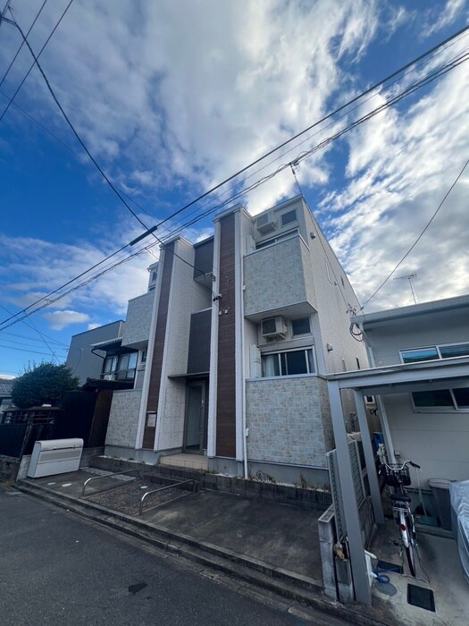 物件外観写真3　(外観写真)