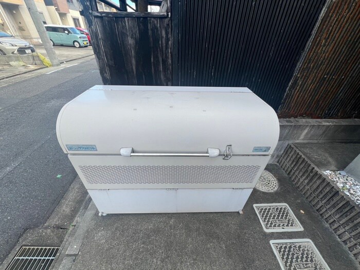 物件外観写真4　(建物設備)