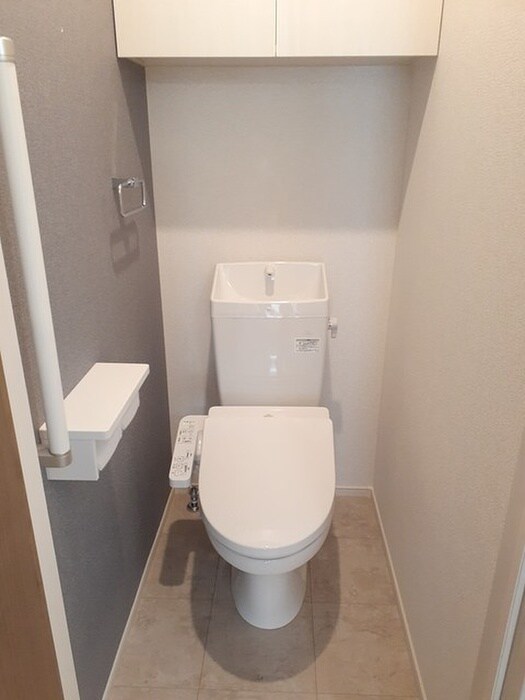 物件内観写真11　(トイレ)