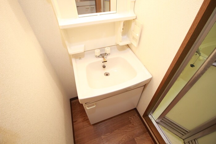 物件内観写真12　(洗面)