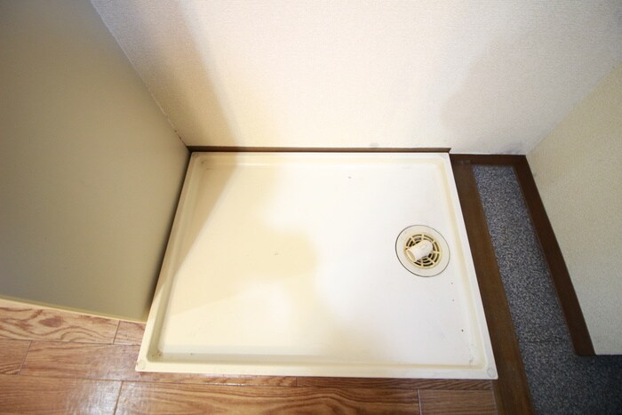 物件内観写真15　(洗濯機置場)