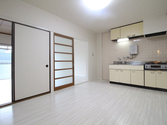 物件内観写真8　(居室)