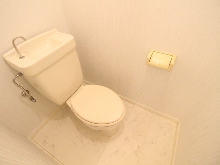 物件内観写真16　(トイレ)