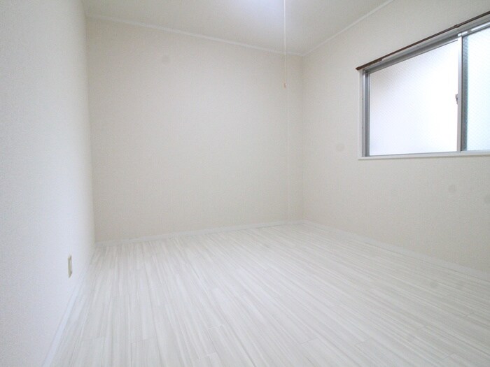 物件内観写真21　(居室)