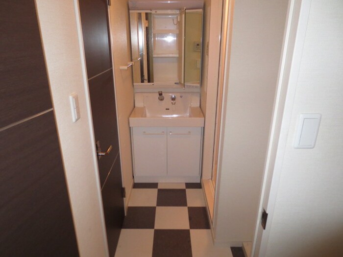 物件内観写真10　(洗面)