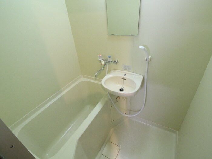 物件内観写真13　(バス／シャワールーム等)