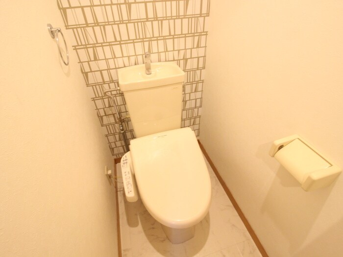 物件内観写真14　(トイレ)