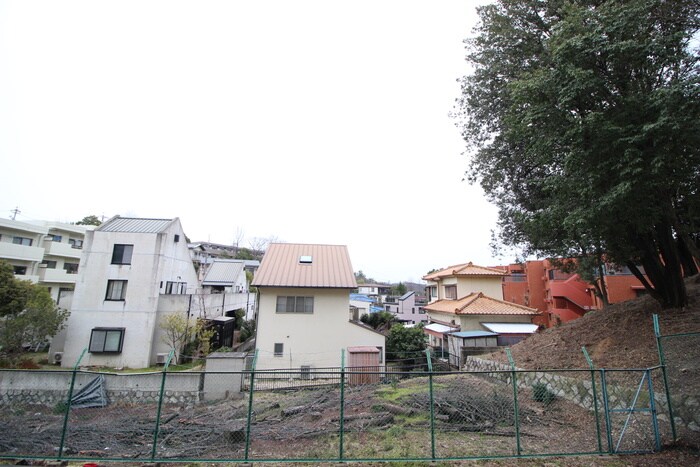 物件内観写真15　(室内からの展望)