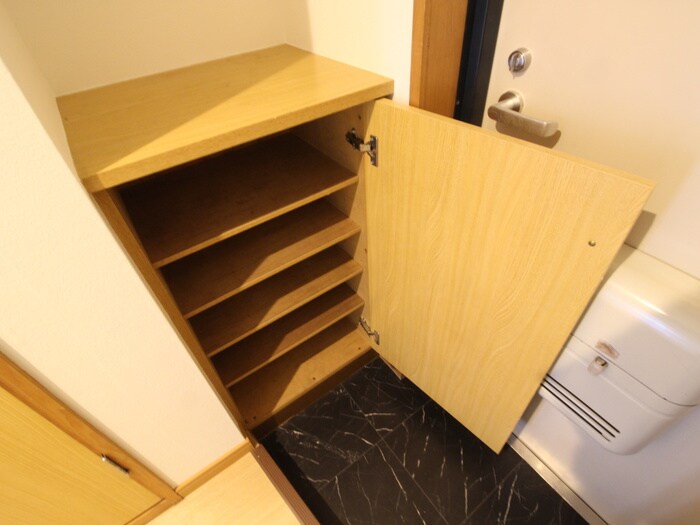 物件内観写真17　(靴箱)