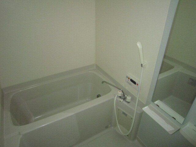 物件内観写真12　(バス／シャワールーム等)