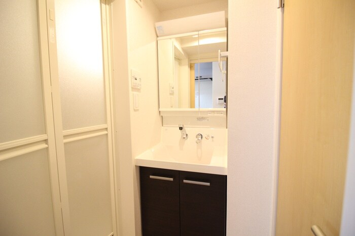 物件内観写真11　(洗面)