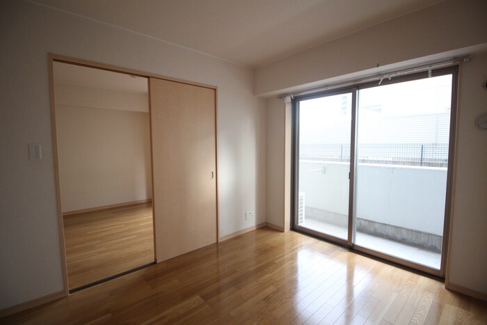 物件内観写真21　(居室)