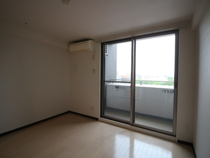 物件内観写真13　(居室)