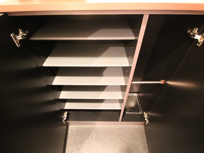 物件内観写真18　(靴箱)