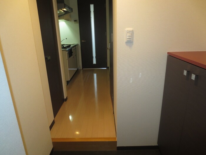 物件内観写真20　(廊下)