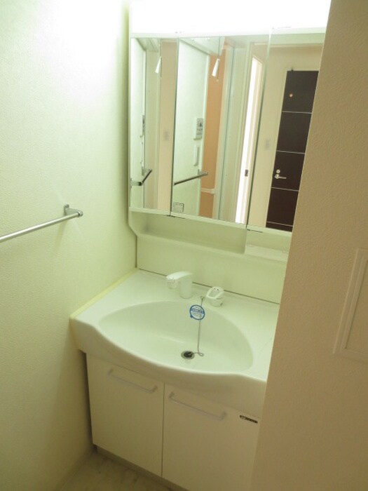 物件内観写真11　(洗面)