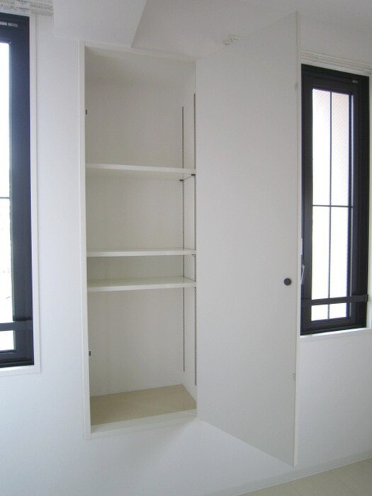 物件内観写真17　(収納)