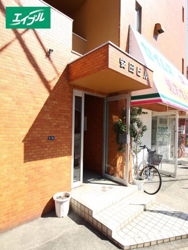 エントランス部分