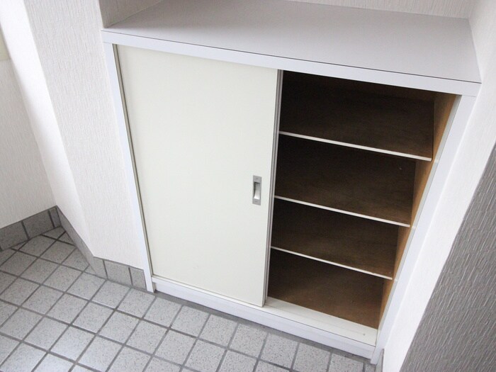 物件内観写真11　(靴箱)
