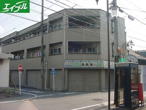 シャトレ－ン外観写真