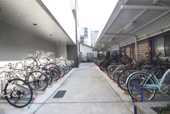 物件外観写真5　(駐輪場)