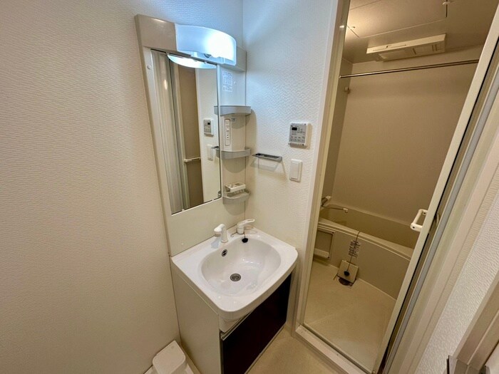 物件内観写真17　(洗面)