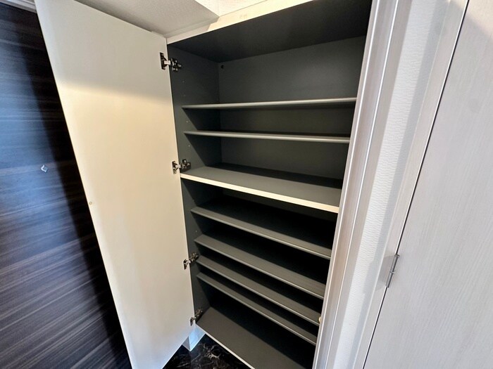 物件内観写真19　(靴箱)