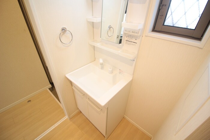 物件内観写真7　(洗面)